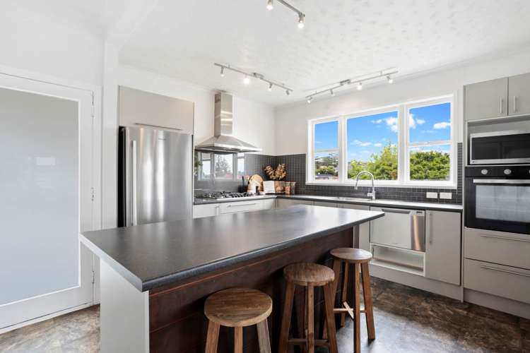 441 Hillsborough Road Mount Roskill_5