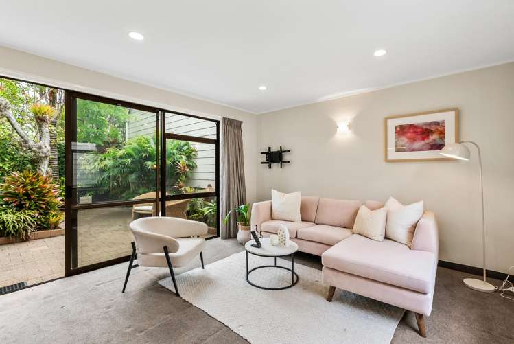 4/20 Hayden Street_3