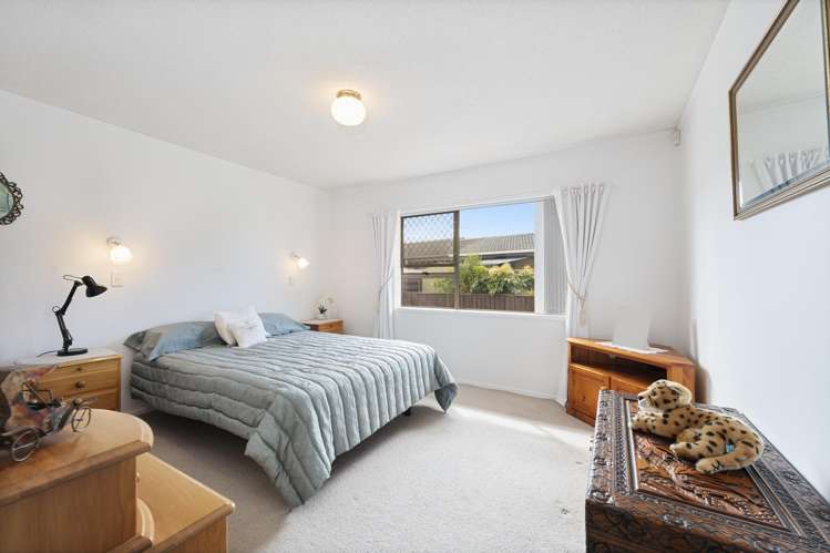 2/9 Annette Avenue Te Atatu South_7