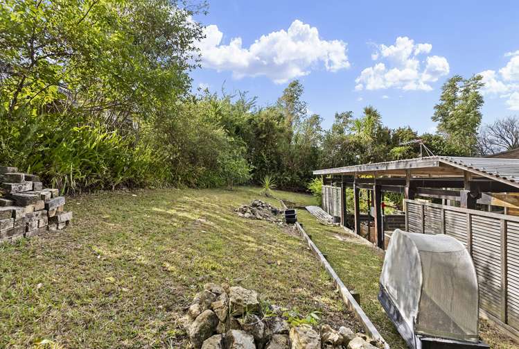 2/30 Diana Drive Glenfield_18