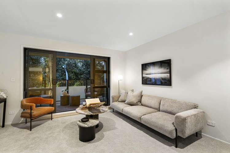 12/8 Dock Street Auckland Central_4