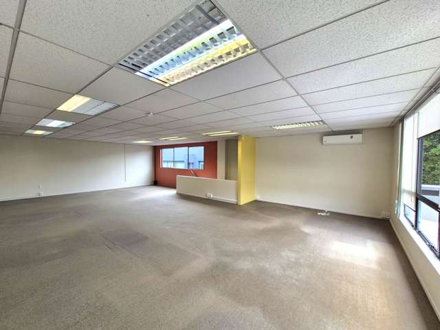 WELL LOCATED MOUNT EDEN PREMISES