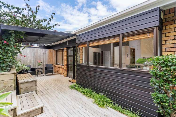 2/26 Huron Street Takapuna_5