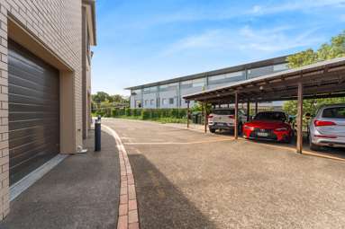 52B/130 Great South Road_1