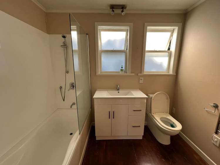 10 Kororo Street Northcote_6