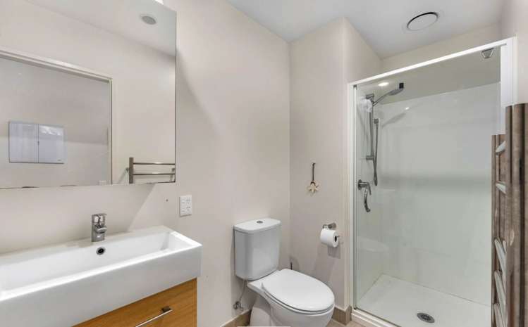 101/3 Bluegrey Avenue Stonefields_8