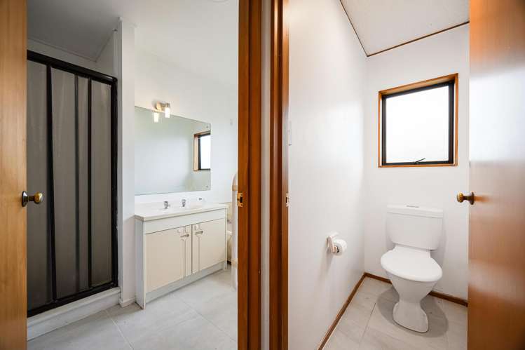 6/55-65 Chivalry Road Glenfield_17