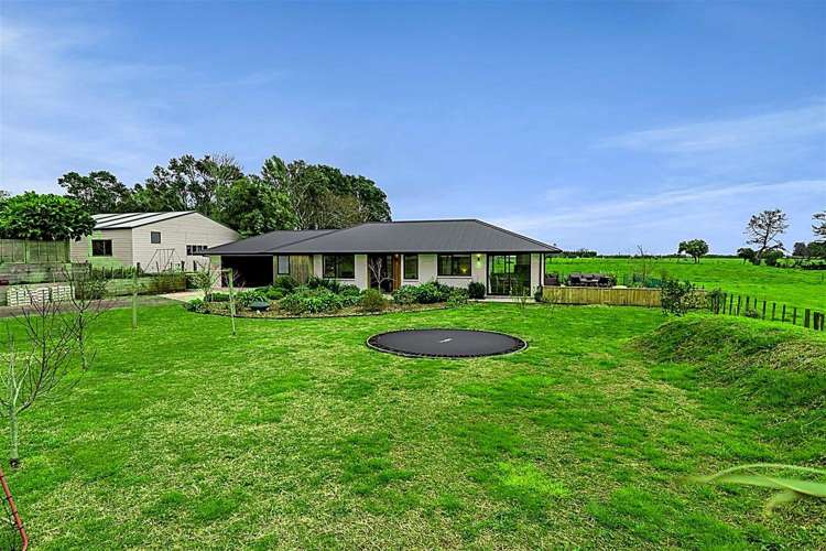 2b Gossling Street Okato_6