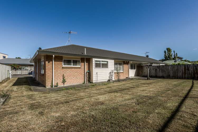 17b Villa Grove Paraparaumu_13