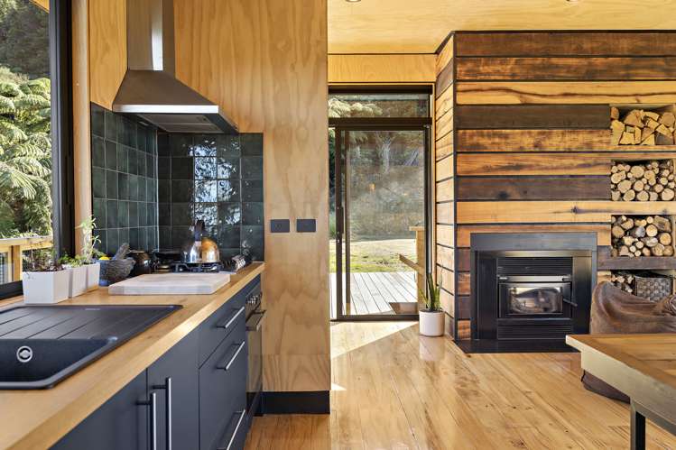 63a Cundys Road Featherston_10