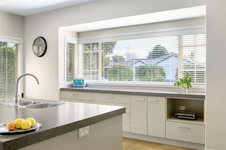 69 Wiltshire Drive Huntington_7