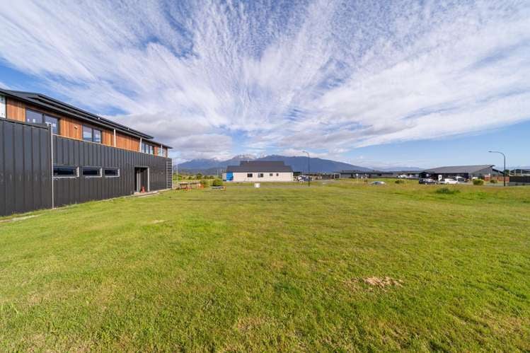 44 Pounamu Drive Te Anau_3