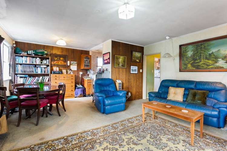 65 Hatherlow Street Glenfield_13