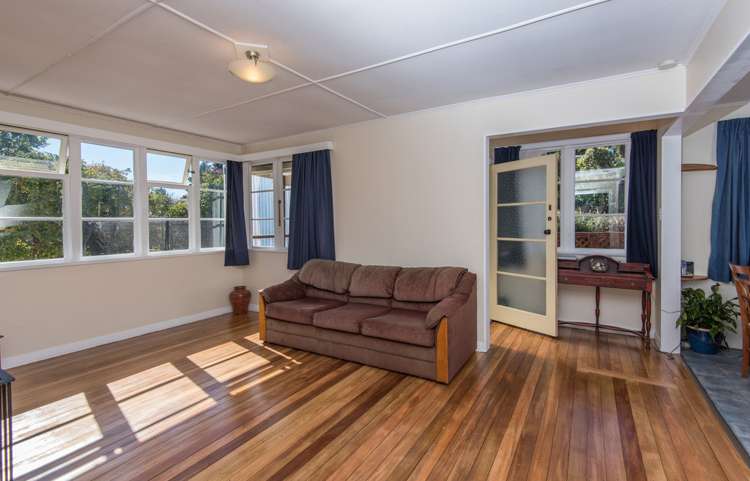 42 Murphy Street Toi Toi_3