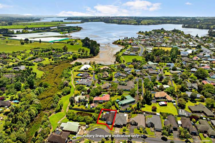 35 McCall Drive Waiuku_16