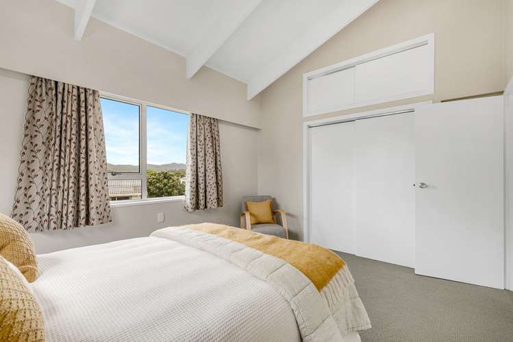 1 Crown Hill Titahi Bay_12