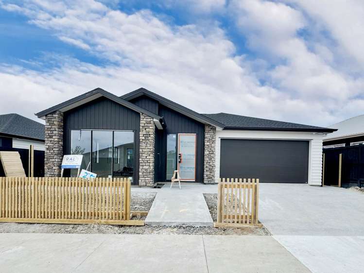 25 Tukutata Crescent_0