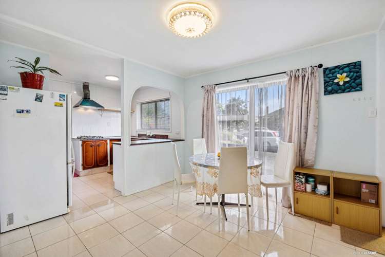 1/12 Fowlds Avenue Sandringham_4