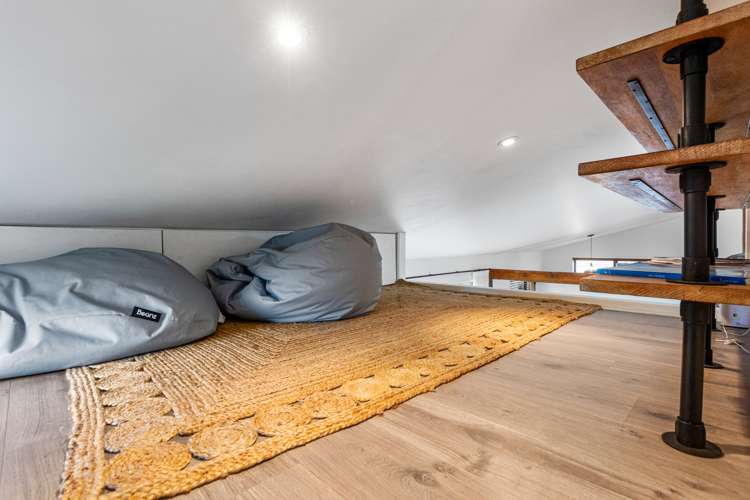 15a Barrett Road Whalers Gate_27