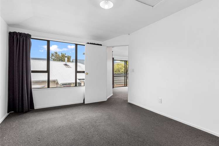 2/23 Austin Street Sydenham_6