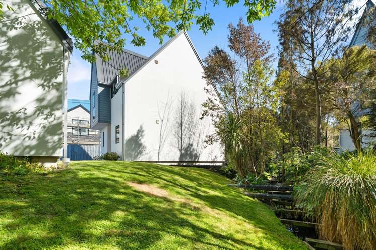 1/27 Cornwall Street Saint Albans_19