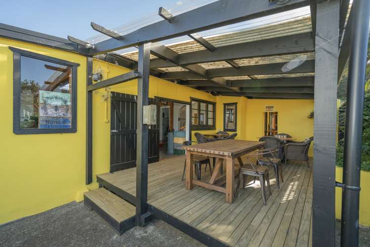 307 Main Sh25 Road Tairua_12