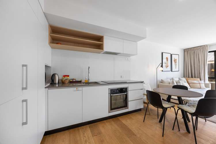 1b Kidds Way Albert Town_5