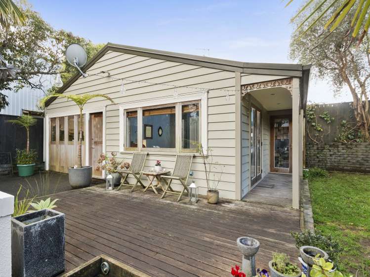 25 Leslie Avenue Sandringham_15