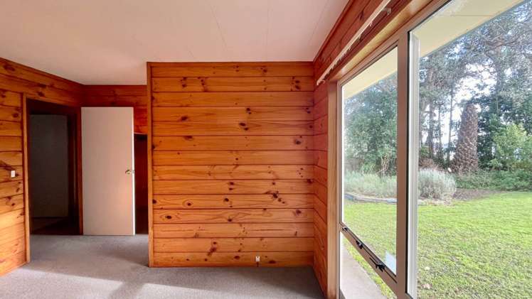 26 Cliff Road Torbay_9