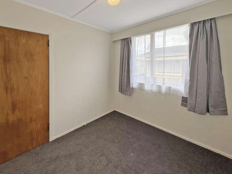 27A Campbell Street 1235_6