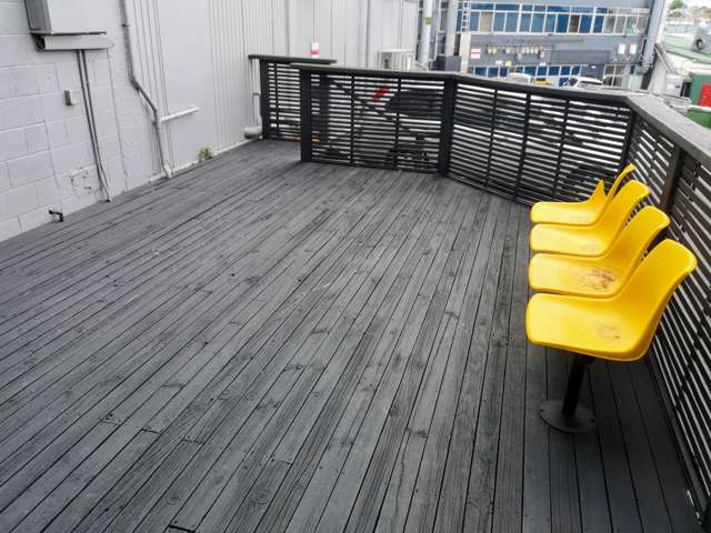 Shop 2 16-18 College Road Northcote_3