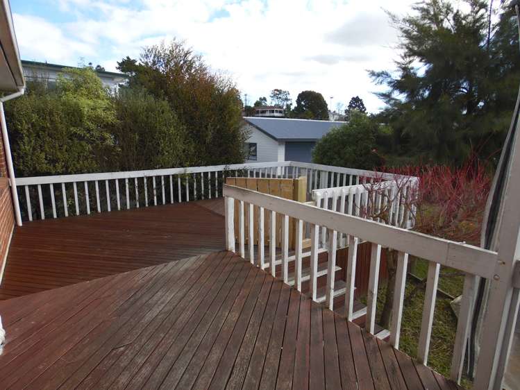 49 West Coast Road Glen Eden_9