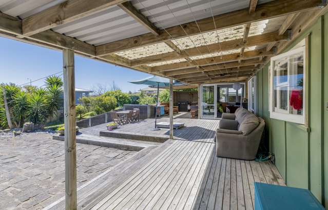 15 Mahoe Street Otaki Beach_4