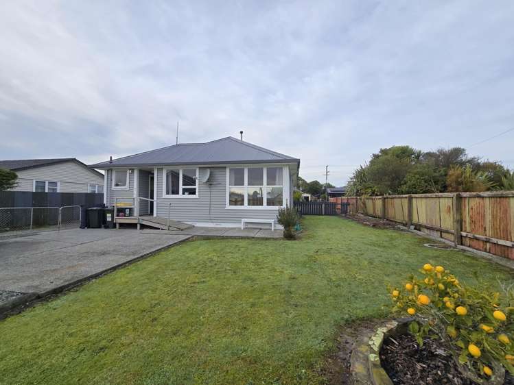 127 Hoffman Street Hokitika_16