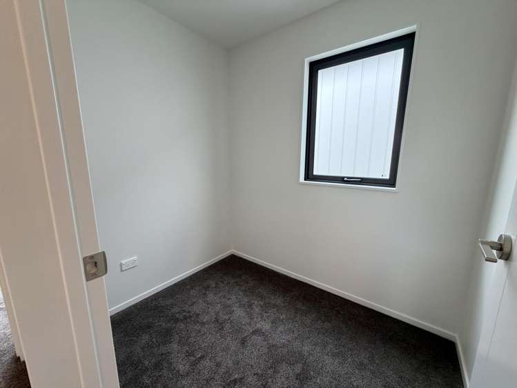 56E Oreil Avenue_5