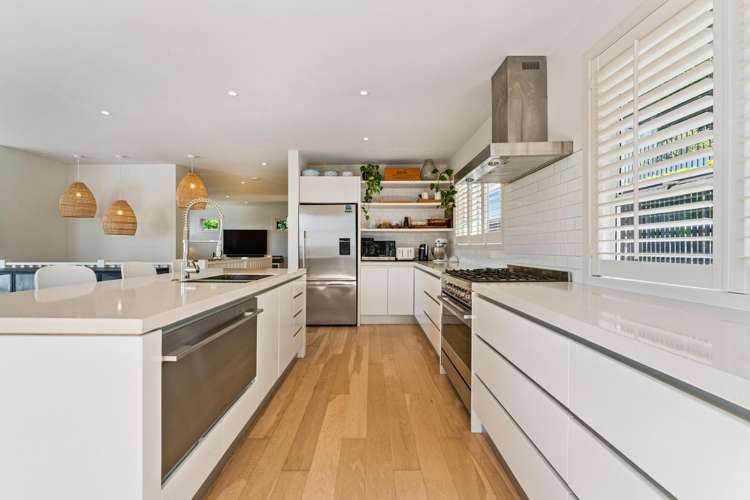 8 Alfred Street Northcote Point_12