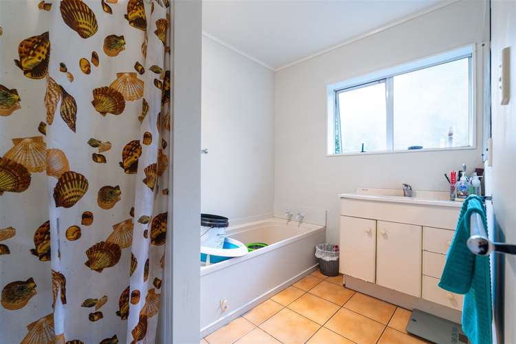 100 Crawford Avenue Mangere Bridge_5