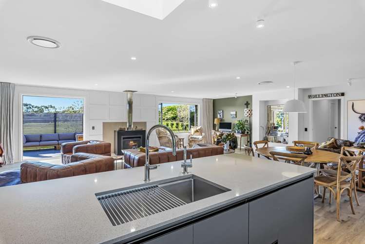 1037 State Highway 1 Te Horo_7