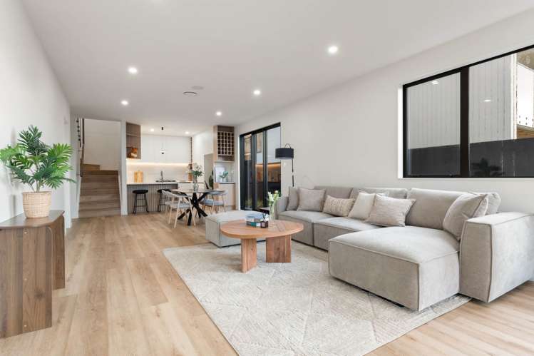 244A West Hoe Heights_1
