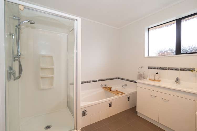 3/51 Peter Street Ashburton_13