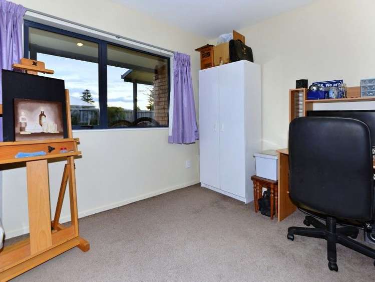 33 North Terrace Darfield_13