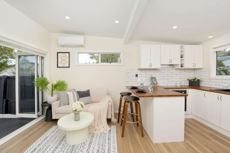 3/176 Henderson Valley Road Henderson_10