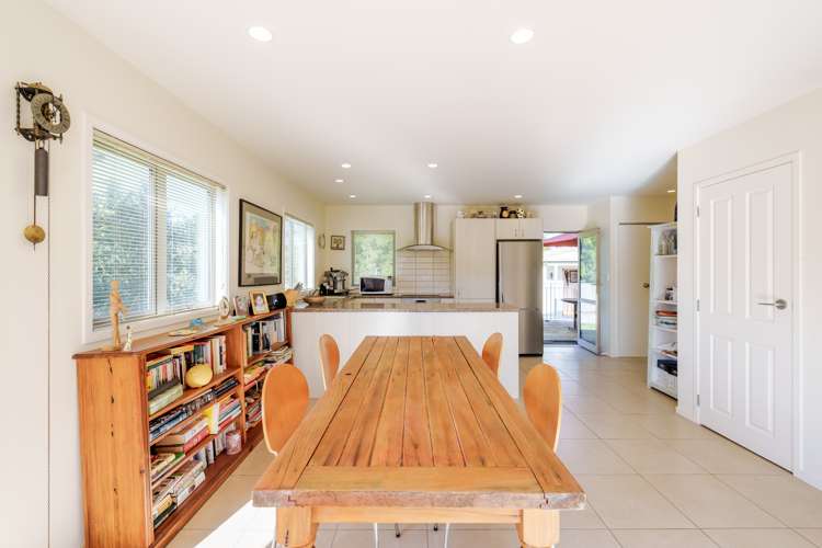 9 Nikau Road Oneroa_18