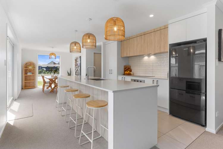 83 Hills View Drive Papamoa_10