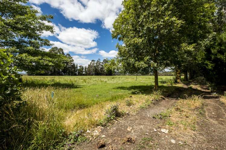 144 School Road Culverden_30