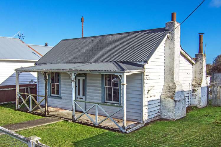 63 Lincoln Road Carterton_13