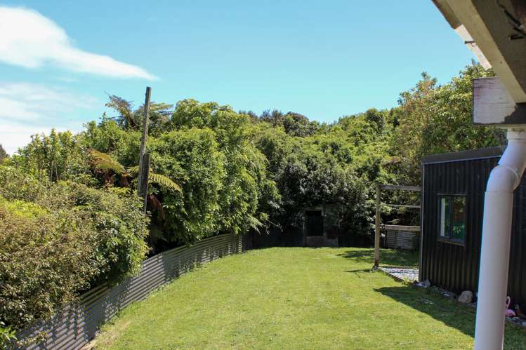 205 Brittan Street Hokitika_11