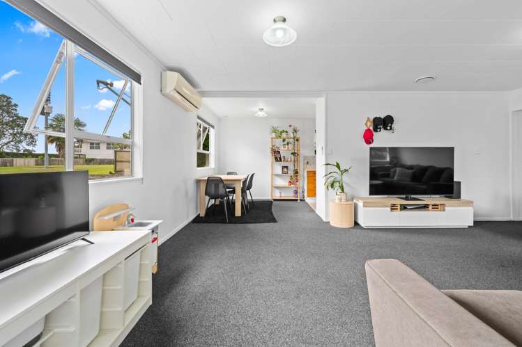 14 Shearwater Street One Tree Point_6