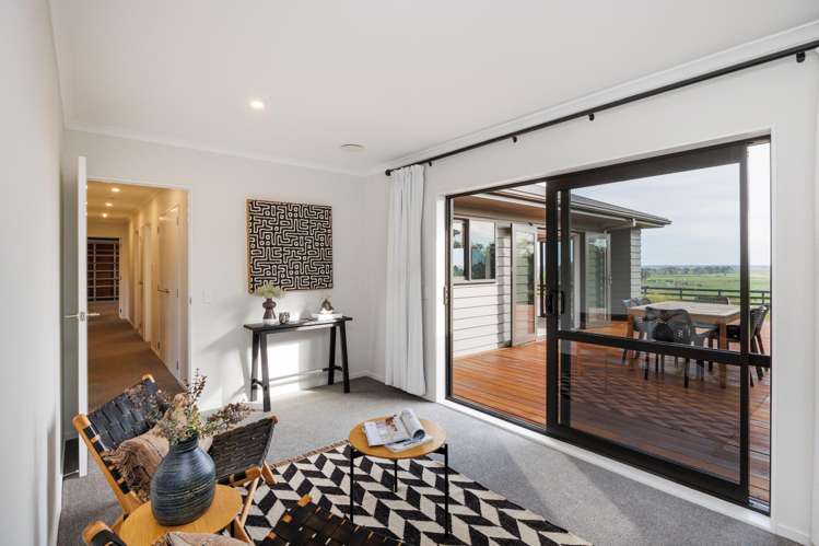 67 Albert Road Tokomaru_24