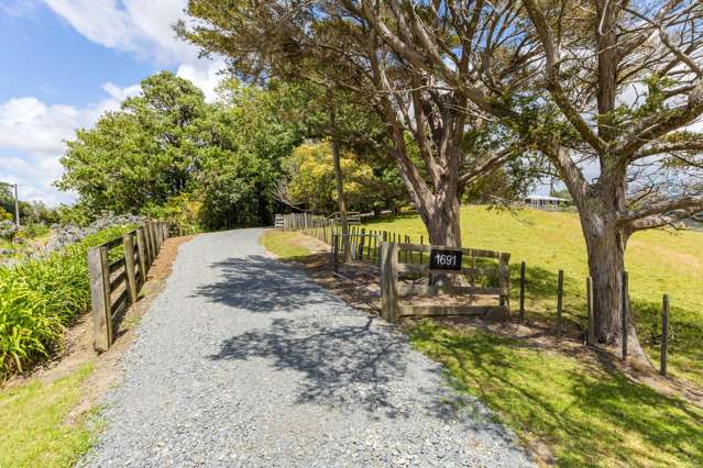 1691 Kaipara Hills Road Kaipara Flats_1
